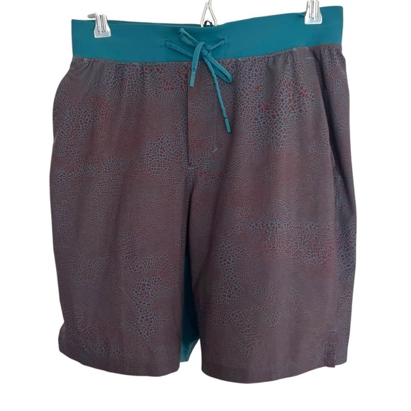 Lululemon Men T.H.E. Linerless Short 7" Size Medium - Picture 2 of 9